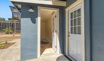 806 Clubhouse Dr, Aptos, CA 95003