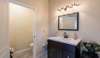 10728 Regina Dr, Socorro, TX 79927