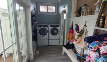 128 30th St, Avalon, NJ 08202