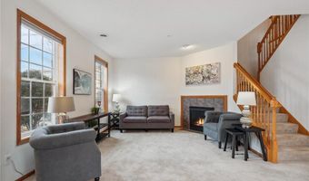 15406 Founders Ln 905, Apple Valley, MN 55124