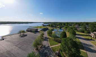 7901 S Shoreline Blvd, Benton, AR 72019