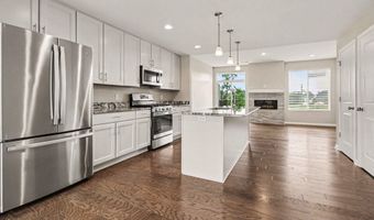 2717 Bristol Ridge Dr, Ann Arbor, MI 48105