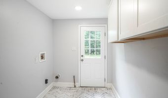 39 RED OAK Trl, Medford, NJ 08055