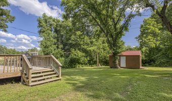 335 E 9th St, Baxter Springs, KS 66713