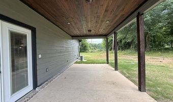 1867 Locust Grove Rd, Batesville, AR 72501