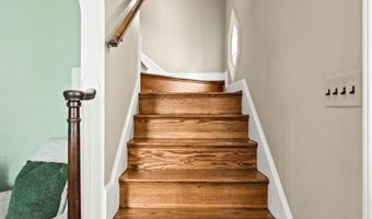 5706 9TH Rd N, Arlington, VA 22205