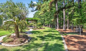 9 Sunbow Ln, Bluffton, SC 29909