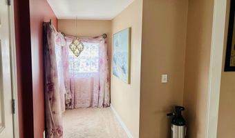 5 Consaul Rd, Albany, NY 12205