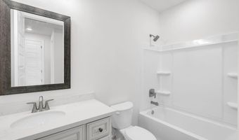 13740 Winterberry Dr, Biloxi, MS 39532