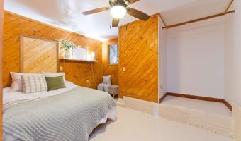 2048 KALANIANAOLE St, Hilo, HI 96720