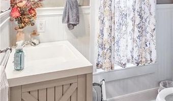 111 W Clara Ave, Alma, MO 64001