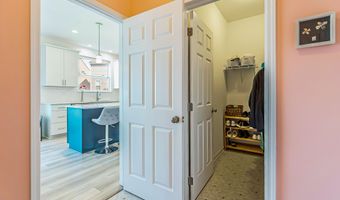289 Springview St, Ann Arbor, MI 48103