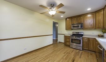 616 Highland Ave, Antioch, IL 60002