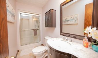 6685 Elwood St, Austintown, OH 44515