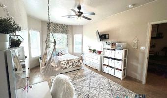 1821 Denise Dr, Carlsbad, NM 88220