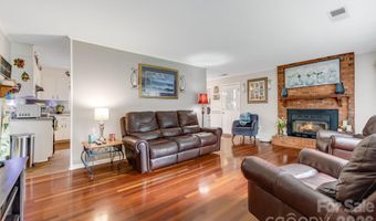 95 Pensacola Ave, Arden, NC 28704