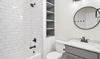 111 CARTER St, Auburn, AL 36830
