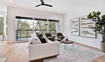 206 NW 9th St, Bentonville, AR 72712