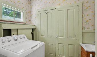 115 Delano St, Allegan, MI 49010