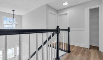 9 Glen Ct, Barnegat, NJ 08005