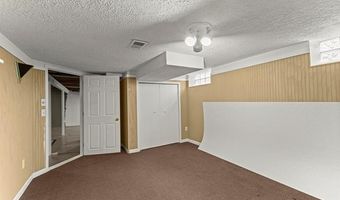 7609 Rosedale Blvd, Allen Park, MI 48101