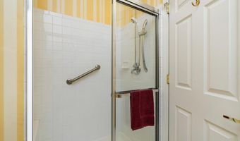 54 Bunker Hill Dr, Allentown, NJ 08501
