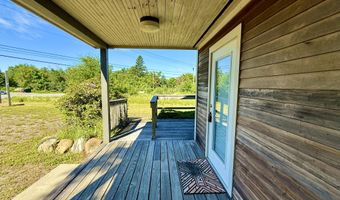 90 Searsport Ave, Belfast, ME 04915
