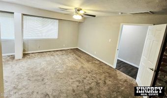 861 Oak Crst, Baxter Springs, KS 66713
