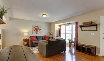 564 Woodlyn Xing, Ballwin, MO 63021