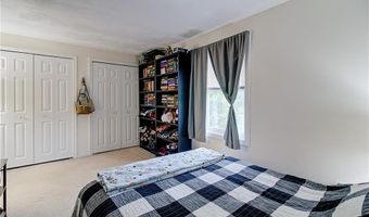 75 Sanwood Dr, Burrillville, RI 02830