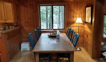 11 Laurel Glen Ln, Center Harbor, NH 03226
