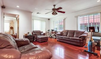 720 W 108th St, Los Angeles, CA 90044