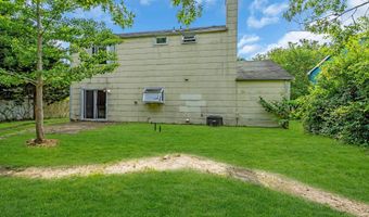 33 WINDWARD Dr, Barnegat, NJ 08005