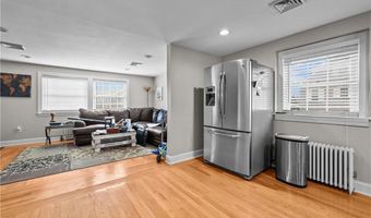 21 Delway Rd, East Providence, RI 02914