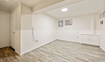 10 Ives Hill Ct 10, Cheshire, CT 06410