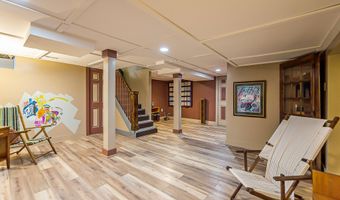 4951 W Liberty Rd, Ann Arbor, MI 48103