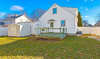 1427 N RACINE St, Appleton, WI 54911