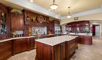 32 BENMORE Ter, Bayonne, NJ 07002