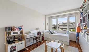 2475 VIRGINIA Ave NW 822, Washington, DC 20037