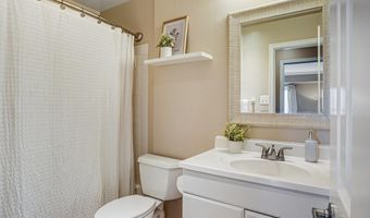6143 EDSALL Rd J, Alexandria, VA 22304