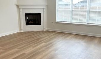 5805 SW Teppee Ave, Bentonville, AR 72713