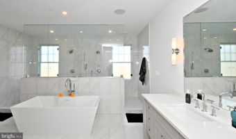 10 RICHARDS Way, Ambler, PA 19002