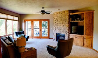 425 240th Ave 201, Arnolds Park, IA 51331