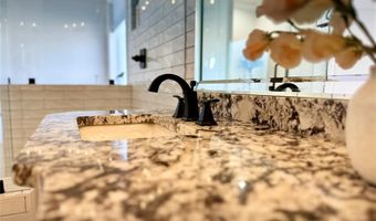 107 Spy Glass Hill Dr, Benton, LA 71006