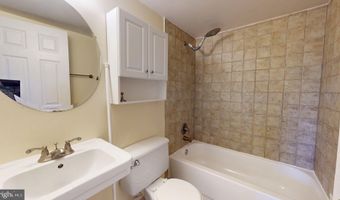 951 S ROLFE St 1, Arlington, VA 22204