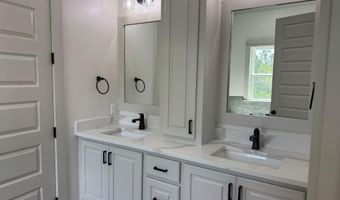 5009 Alaska St, Bay St. Louis, MS 39520