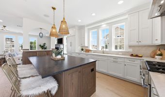247 Pine Dr, Bayville, NJ 08721
