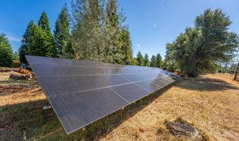 15947 Butterfield Ln, Anderson, CA 96007