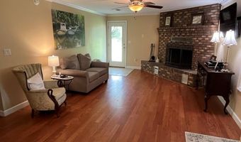 9 Apalachee St, Apalachicola, FL 32320