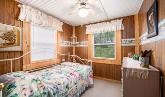 3309 Dumont Lake Dr, Allegan, MI 49010